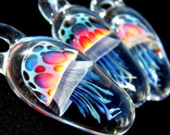 Jellyfish Pendant- MADE TO ORDER - Rainbow Blue - Weelainy Lampworked Glass