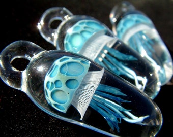 Jellyfish Pendant- MADE TO ORDER - Teal Peacock - Weelainy Lampworked Glass