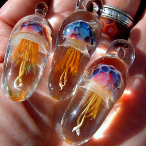 Jellyfish Pendant MADE TO ORDER Rainbow Golden Weelainy Lampworked Glass image 4