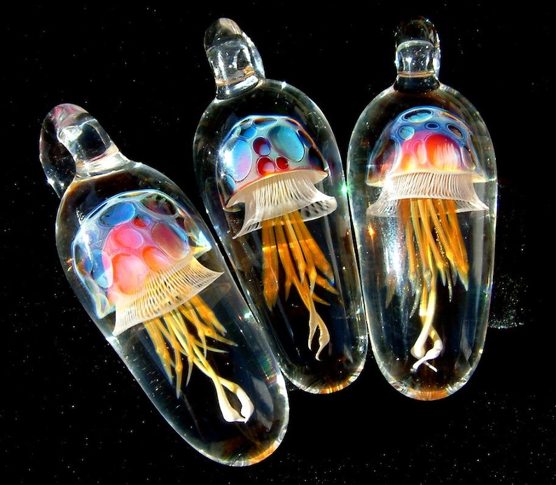 Jellyfish Pendant MADE TO ORDER Rainbow Golden Weelainy Lampworked Glass image 3