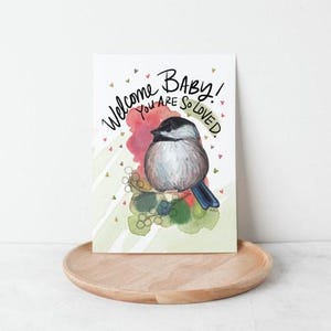 Mixed media babywenskaart vogel: "Welcome Baby" Chickadee
