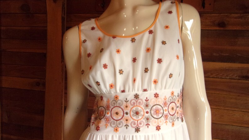 MICHAEL White Size 36 Chiffon Nightgown with Orange Trim Vintage Lingerie 1960s ST