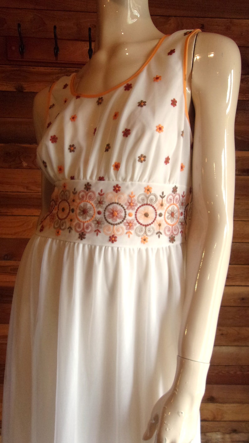 MICHAEL White Size 36 Chiffon Nightgown with Orange Trim Vintage Lingerie 1960s ST