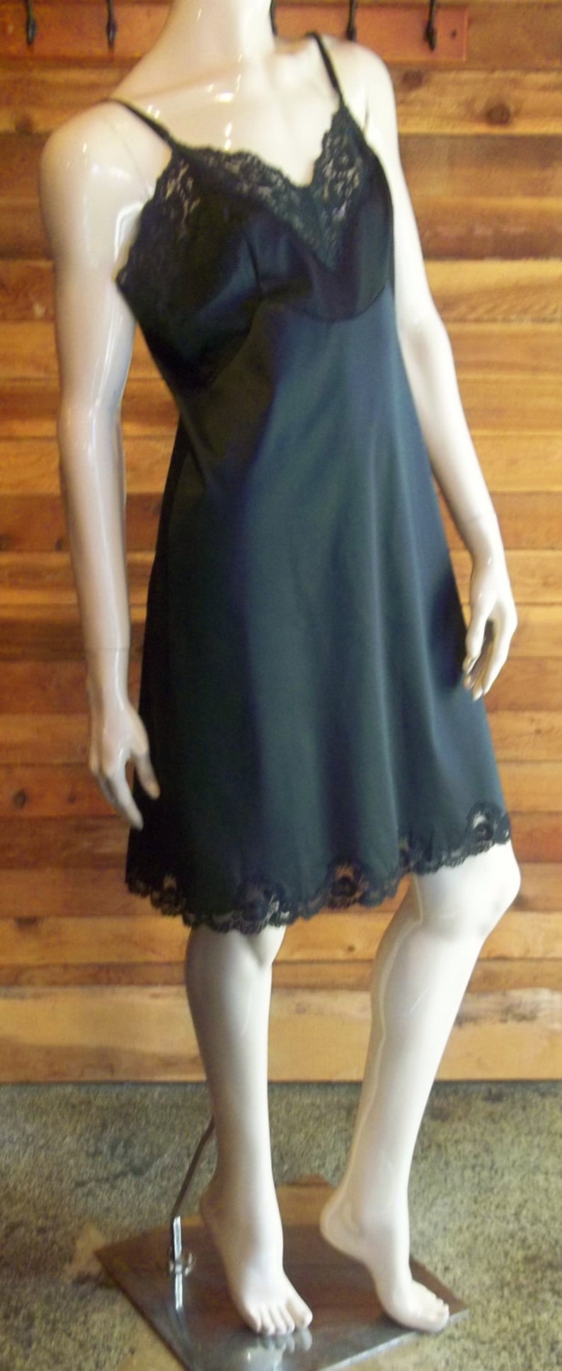 Vintage Lingerie 1960s GAYMODE Size 3614A Black Full Slip