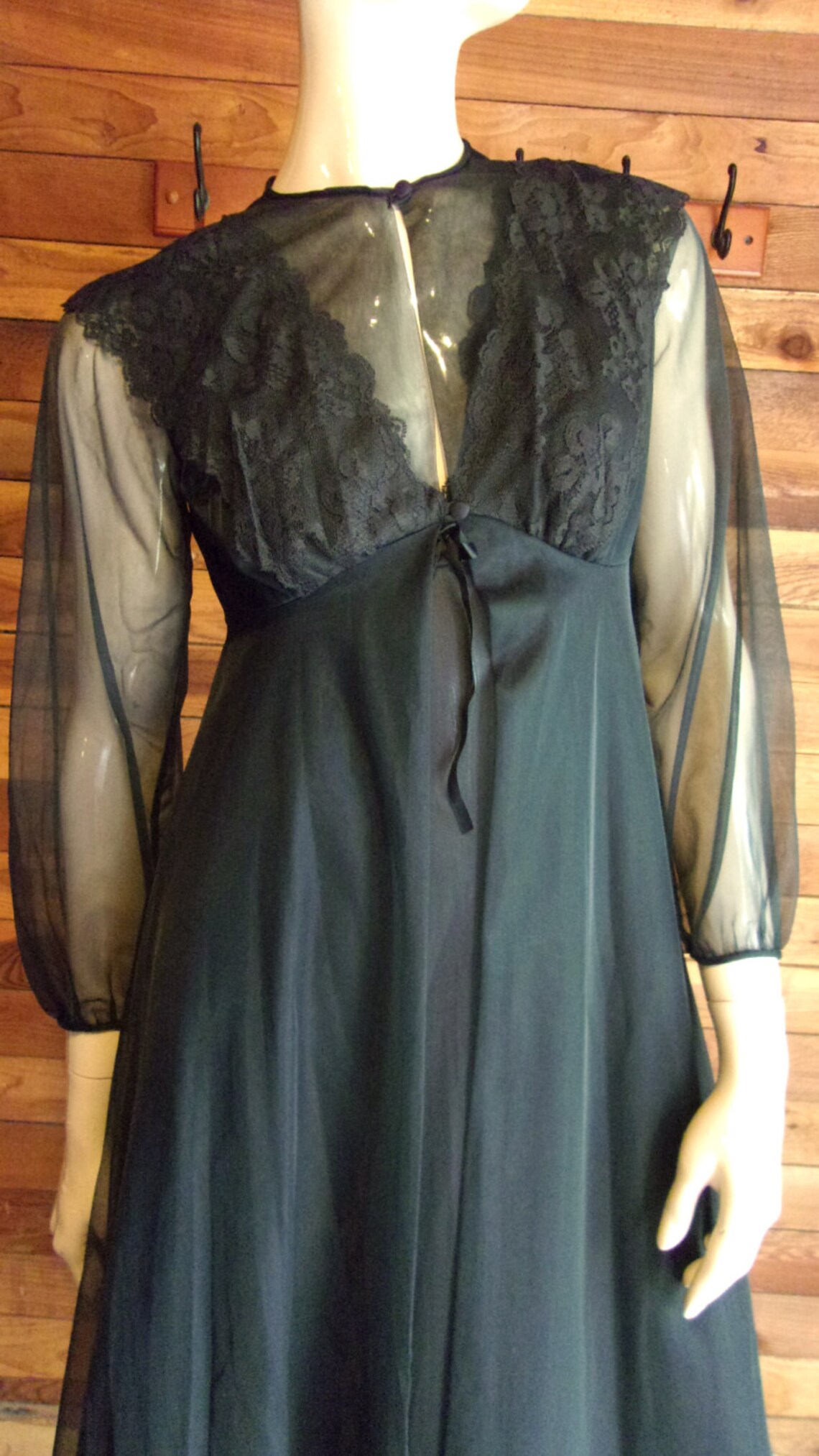 Vintage Lingerie 1970s HENSON KICKERNICK Black Nightgown and - Etsy