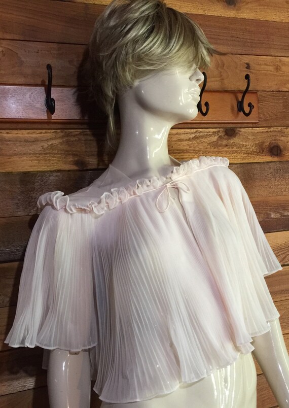 Vintage Lingerie 1960s VANITY FAIR Pink Pleated Ch