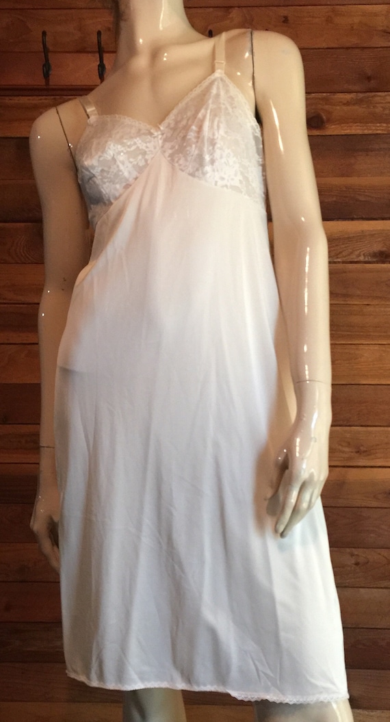 Vintage Lingerie LORRAINE Ivory Size 34 Full Slip | Etsy