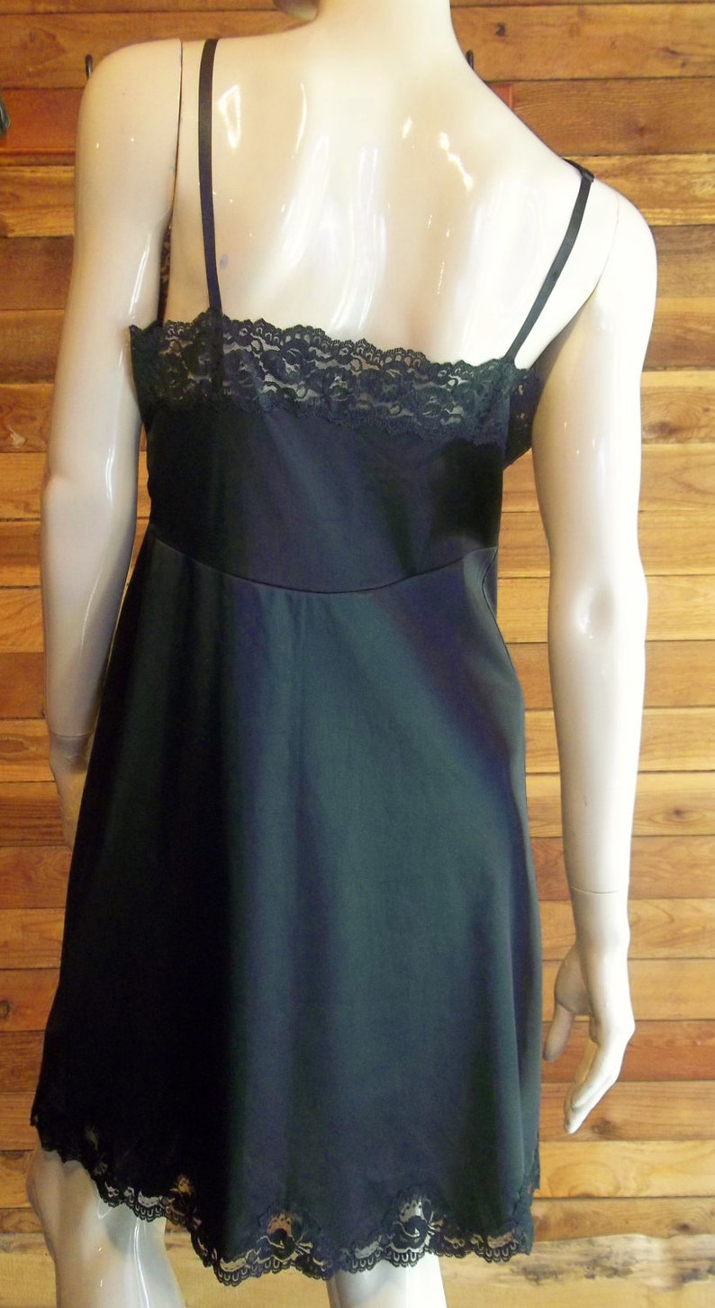 Vintage Lingerie 1960s GAYMODE Size 3614A Black Full Slip