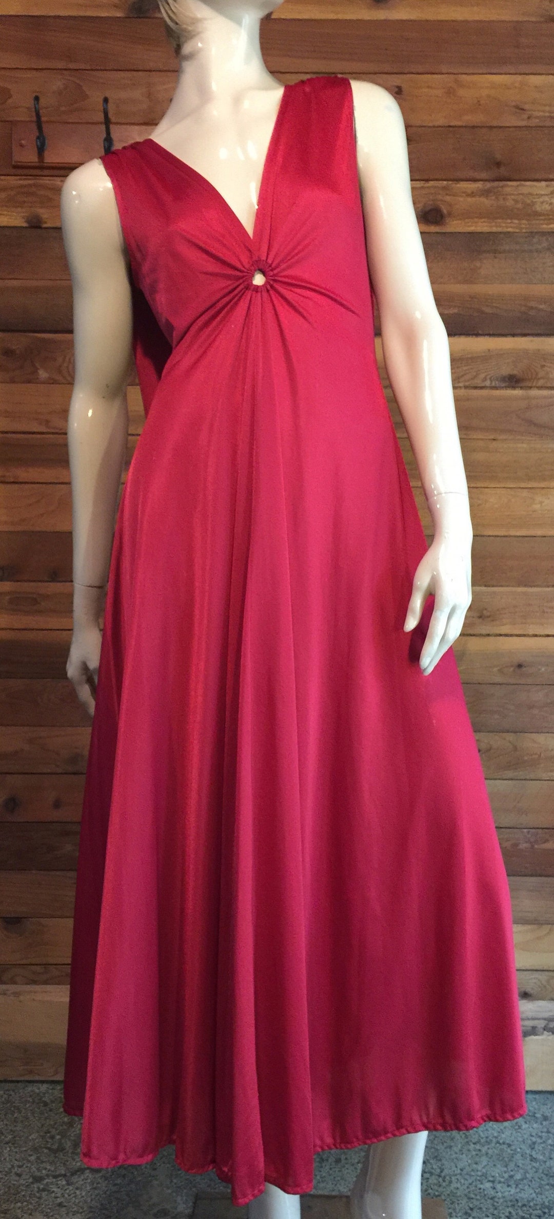Vintage DEENA Styled in California Red Size Small Sweep - Etsy