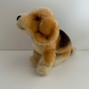 STEIFF RARE BIGGIE Button in Ear Mohair Beagle Vintage 1960s Metal Steiff &quot;Lentil&quot; Button Intact Germany Smallest Size