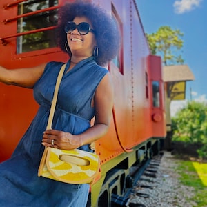 Metro Textured Free Size Clutch Bag