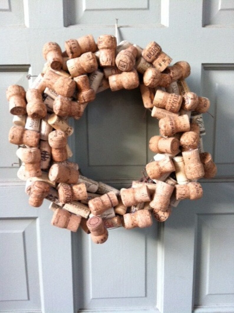 Small Wine/Champagne Cork Wreath Etsy