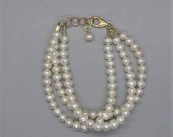 Triple Strand White Pearl Bracelet