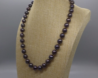 Men's Brown Burgundy Pearl Necklace.