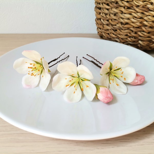 Apple flower hair pin, Apple blossoms,  hair accessories, bridal jewelry, made of air dry polymer clay, wedding flowers, handmade hair pin