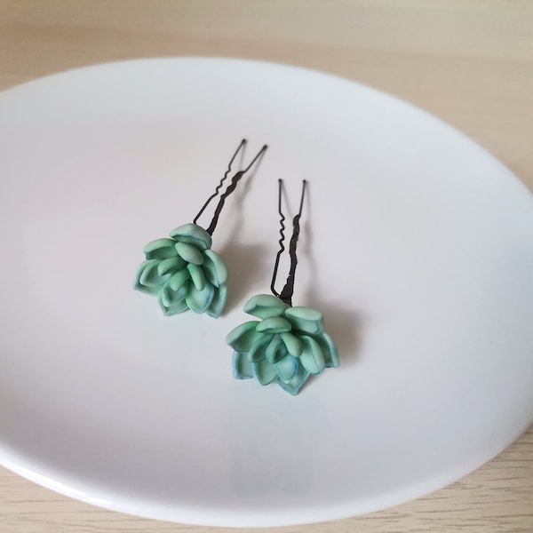 Succulent hair pin, floral accessories, jewelry for women, clay succulents, made of air dry polymer clay, mint color