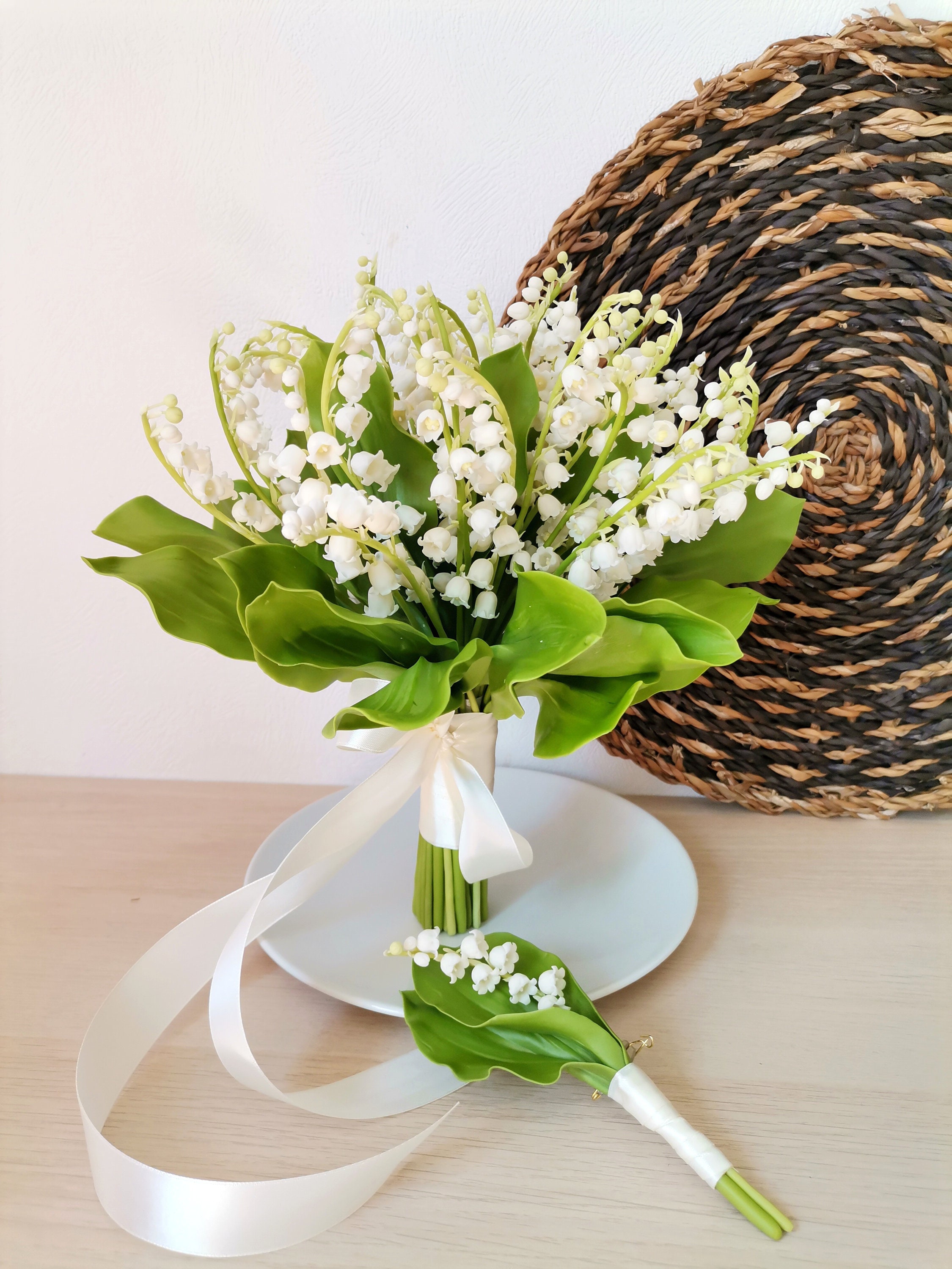 Lily of the Valley Bouquet and a Boutonniere Set, Cold Porcelain — free download