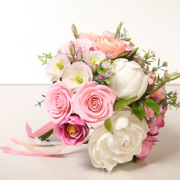 Bouquet de mariée, fleurs de mariage, bouquet en argile légère, bouquet de roses, pivoines, roses, renoncules, lisianthus, cadeau pour elle