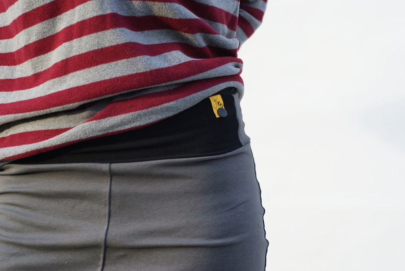 Short elastic skirt for leggings grey hip warmer BeeBee image 2
