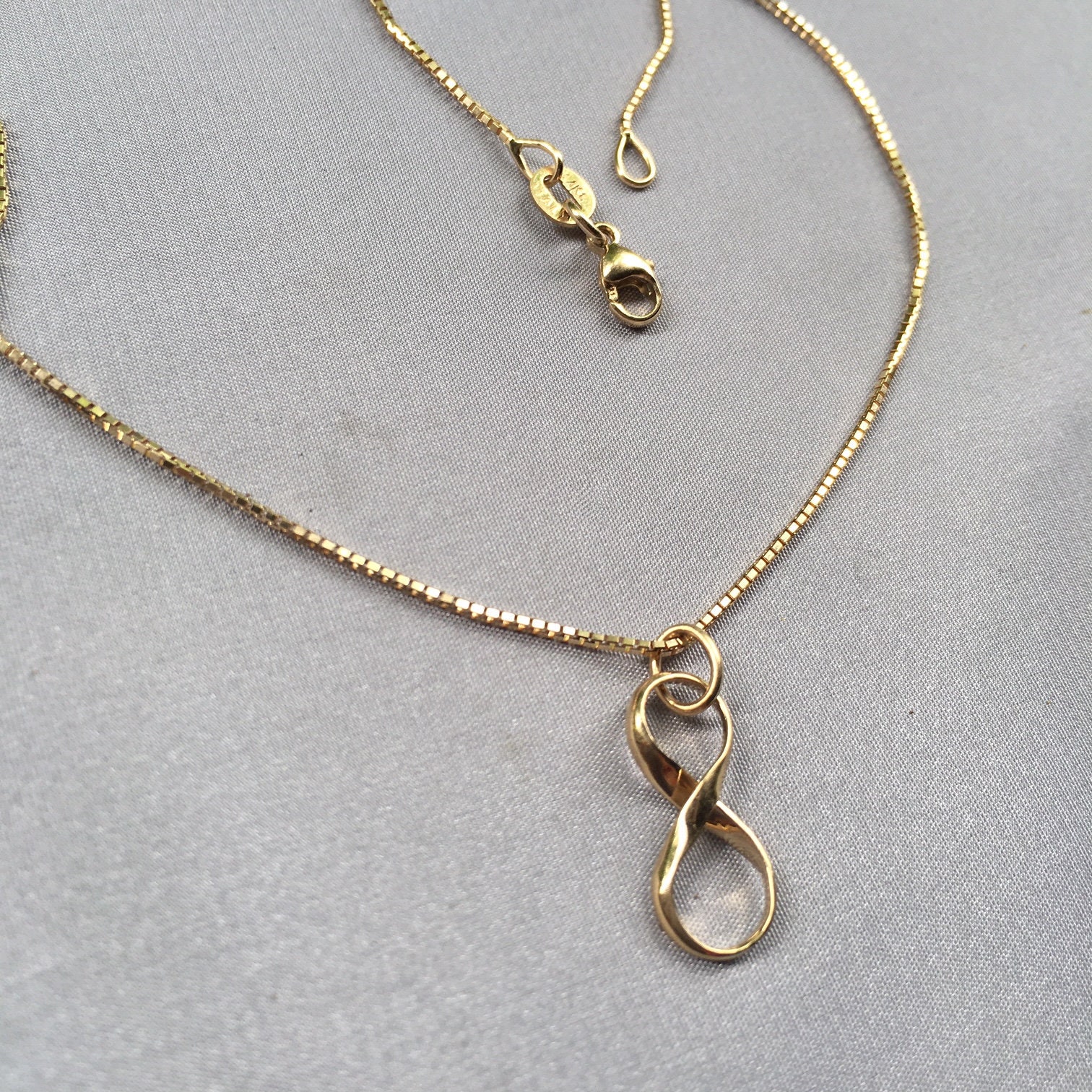 Mobius 14K Gold TINY Infinity Pendant, Gold Infinity, Gold Mobius, Vertical Gold Infinity, Tiny Pendant, Love Pendant, Wedding Gift, - Etsy Mobius 14K Gold TINY Infinity Pendant, Gold Infinity, Gold Mobius, Vertical Gold Infinity, Tiny Pendant, Love Pendant, Wedding Gift, - Etsy