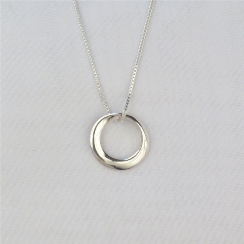 Mobius Silver CIRCLE Pendant, Sterling Silver Circle Symbol, Popular ...