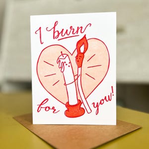 Tarjeta "Ardo por ti", tarjeta romántica divertida, tarjeta de felicitación impresa