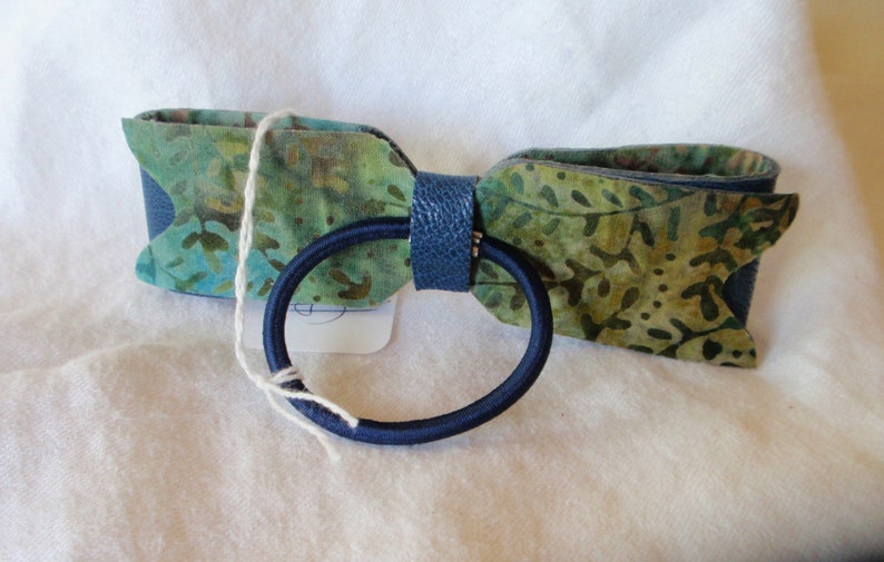 Blue Leather Hair Tie Bow