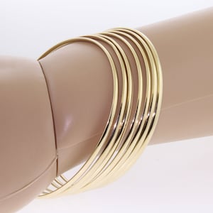 Seven Day (Semanario) Bangle Bracelet 10 K. Or 14 K. Solid Gold(Not Hollow) 2.00 mm. Half Round Stacking Bangle Bracelet