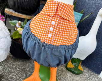 Conjunto Porch Goose de 23" y 28" - Gander - Camisa y vaqueros - Camisa a cuadros naranja
