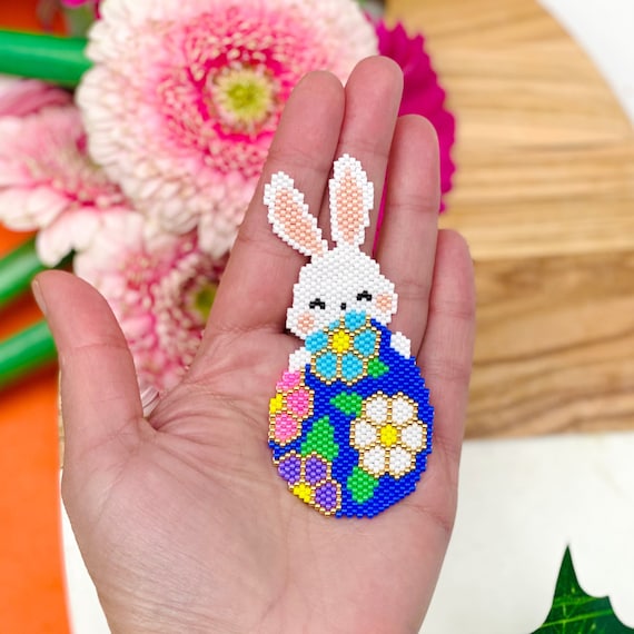 Easter Bunny and Egg Peyote or Brick Stitch Bead Pattern, Easter