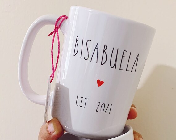 Bisabuela and bisabuelo announcement coffee mugs.-Grandma coffee mug
