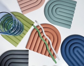 Silicone arch tray.