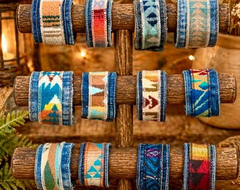 Pulsera vaquera de diseño exclusivo: brazalete vaquero hecho a mano con lana original de Oregón del noroeste del Pacífico. Estilo western.