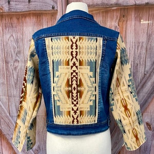 Running Arrow-Custom jacket-PNW Wool -Rodeochics Exclusive