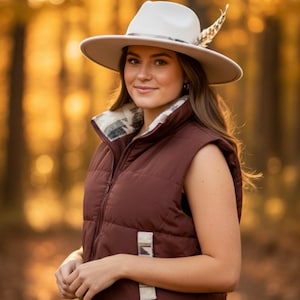 Western Puffer Vest- Packible-Western accents- cowgirl style-NFR- Western Fashion-Rodeochics Exclusive
