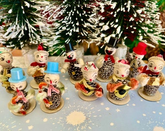 Kitschy Darling Vintage Miniature Japan PineCone Elves Snowmen Some in Top Hats Pipe Cleaner Scarves & Hats Full of Charm
