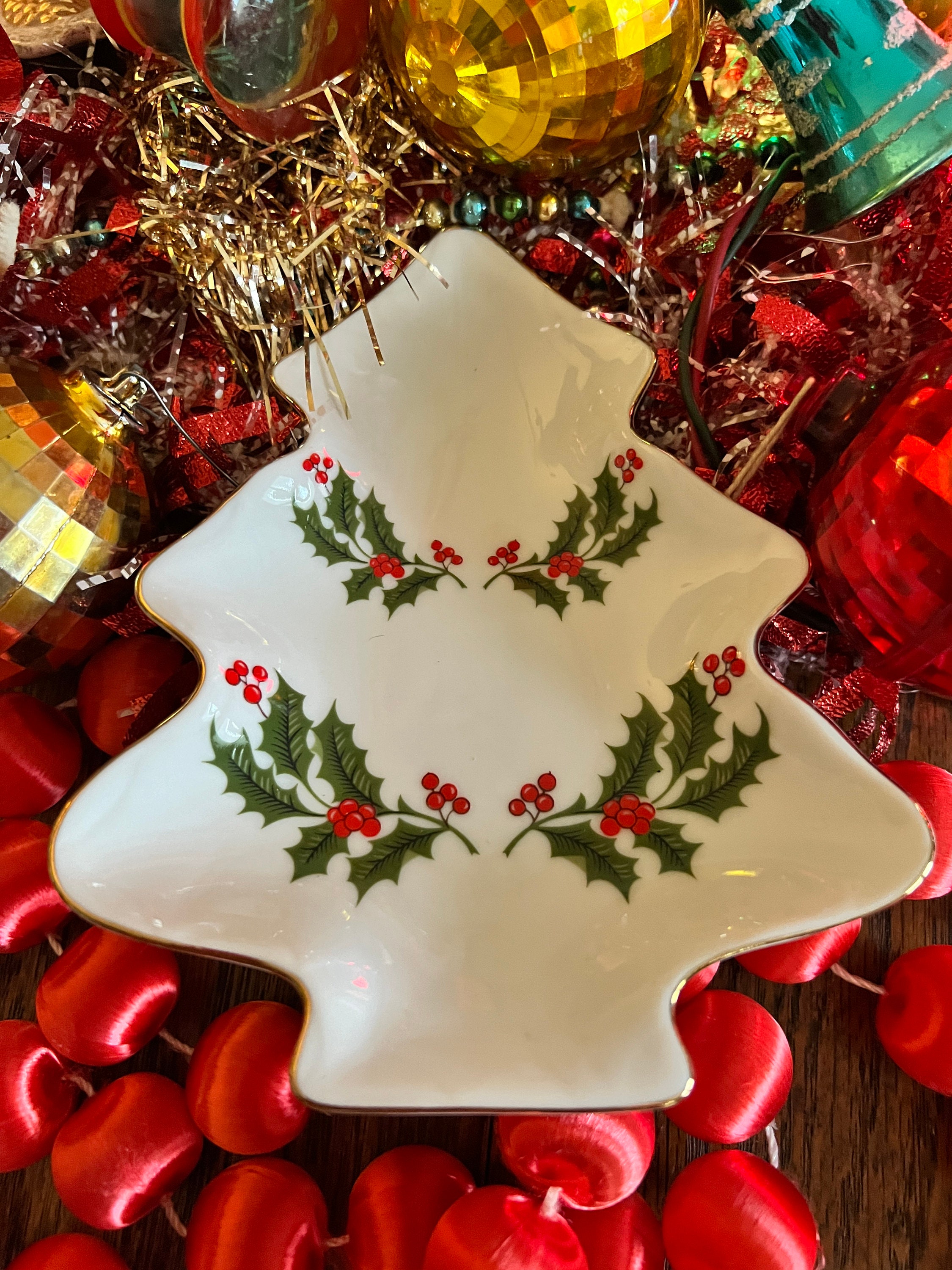 Xmasセール 新品ジャンティAuthenticドレープが優雅大きな花柄が印象的 Pretty Vintage Ceramic Christmas Tree Gilded Holiday Candy Dish