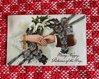 En relieve 1910 "Muchas felicidades del día" Cumpleaños Hito Mis mejores deseos Saludo Parte posterior dividida Postal