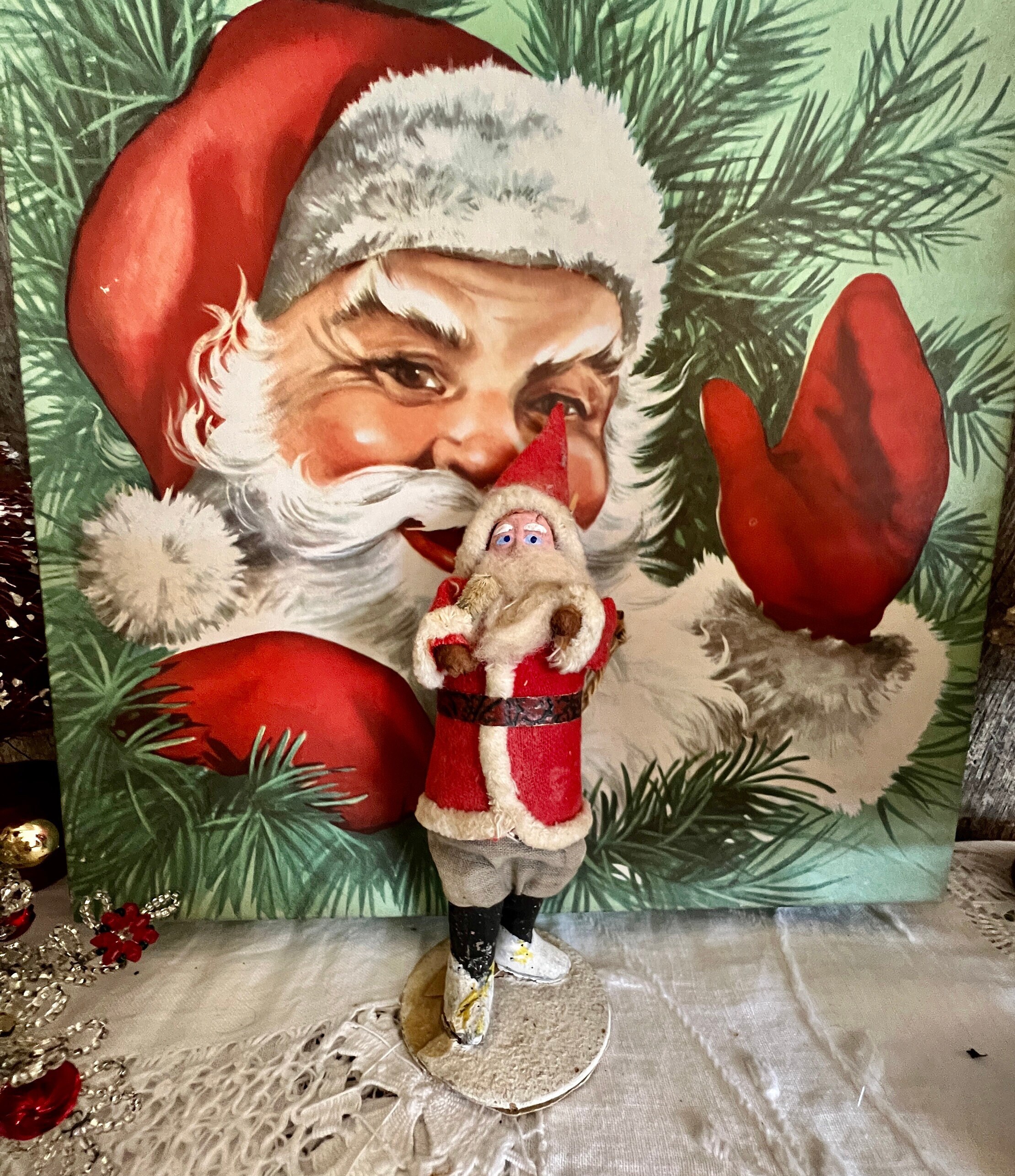 Wonderful Early Kitschy Clay Face Santa Claus Putz Christmas