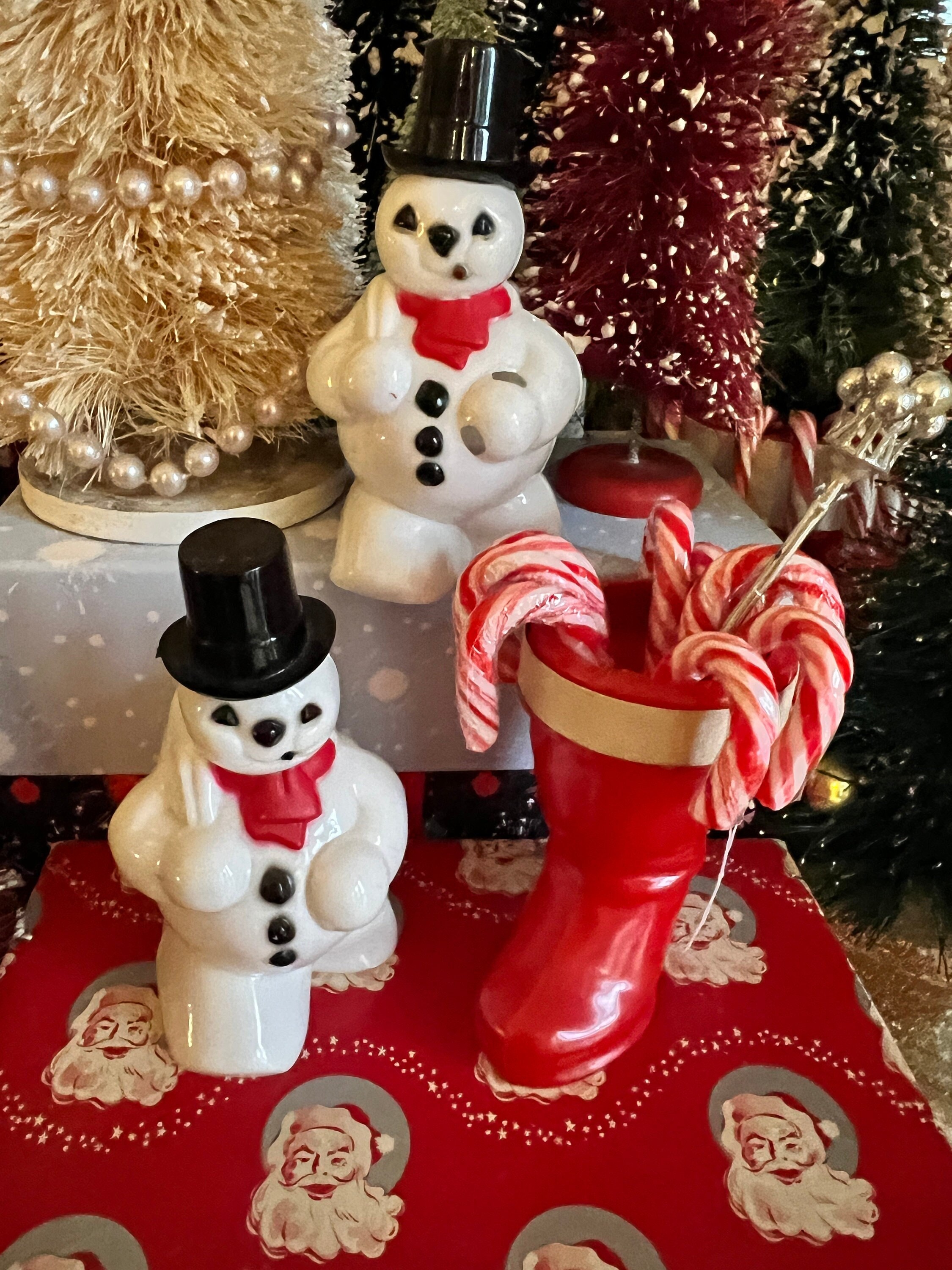 Décorations De Noël En Fibre De Verre En Plein Air De Grande Taille Représentant Un Bonhomme De Neige Et Le Père Noël - Chine Décoration De Noël Et Le Cerf Statue Prix