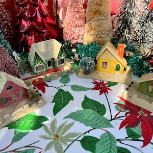 Kitschy Vintage Putz Cartón Casas de pueblo Exhibición navideña Japón Adornos navideños retro de mediados de siglo