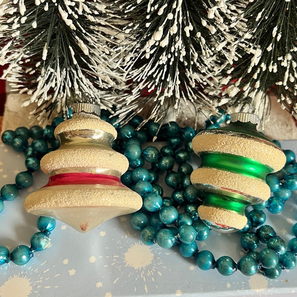 Beautiful Rare Vintage WWII Atomic Mercury Glass w/ White Mica Frosted Christmas Glass Tornado UFO Mushroom Cloud Ornaments Shiny Brite