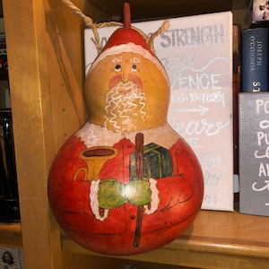 Vintage 1980&#39;s Hand Painted Santa Claus Gourd St. Nick Christmas Holiday Decoration Signed Sun Earth