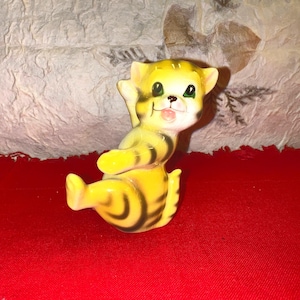 Super Cute Kitsch Yellow & Black Tabby Cat Ceramic Figurine Made in Japan Mid-Century
