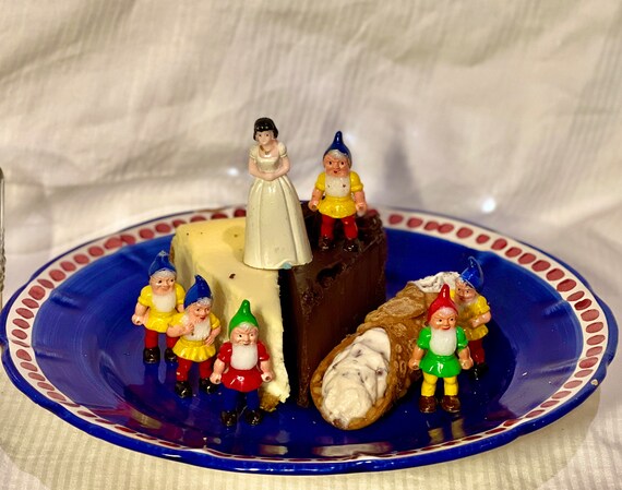 Vintage Snow White & the Seven Dwarfs Hard Plastic Mid-century