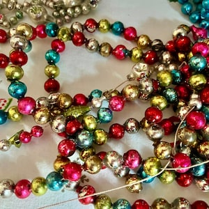 Old World Nostalgic Antique Mercury Glass Christmas Tree Garland Germany Silver Pink Blue Green Gold Round Oblong Indent Beads