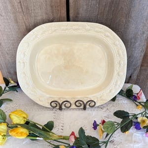 Gorgeous Large Heavy Cream Colored Antique Titianware Ceramic Acorn Leaf Pattern Serving Platter Dish 16&quot; x 12&quot; x 3&quot; Deep
