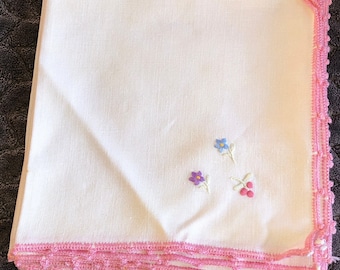 Vintage Set of 4 Embroidered Floral w/Pink Trimmed Linen Cloth 14" Square Napkins Easter Table Vintage Linens 14" Square