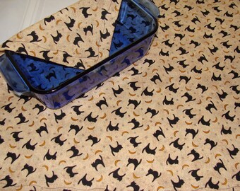 Halloween Black Cat Print Small Table Cloth Basket Liner Table Topper