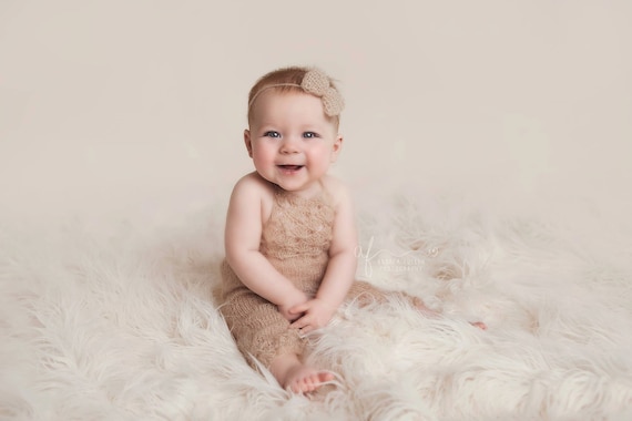 Mohair Sitter Romper / Beige Knit Romper / Toddler Sitter Set / Toddler Photo Prop / Knit Photo Prop / Knit Bow Tie Back / Knit Sitter Set